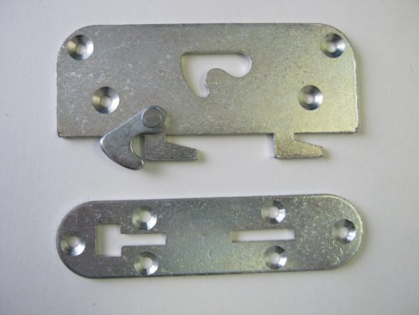 القيقب مقررا لسرير