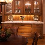 بوفيه خشبي للمطبخ