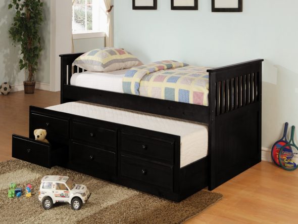 سرير vykatnaya للأطفال