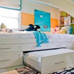 مضمد سرير الأطفال