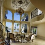 قاعة في شقة كبيرة