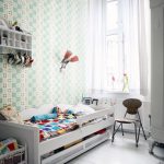 سرير حضانة بطابقين