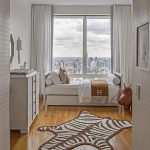 سرير قابل للسحب بطابقين مع طبقة سفلية