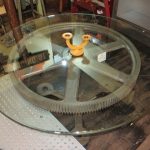 طاولة القهوة مثيرة للاهتمام