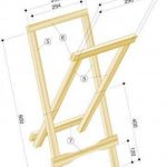 صنع طاولة خشبية بأيديهم