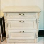 طلاء مضمد الأبيض