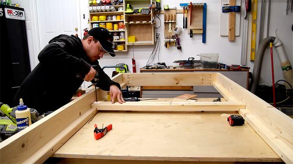 مرفق الإطار