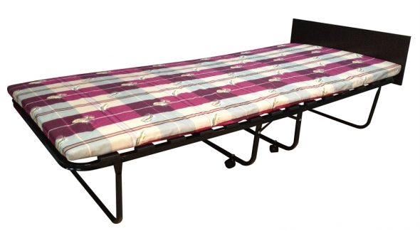 سرير قابل للطي على عجلات