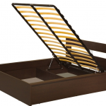 السرير مع قاعدة العظام مع آلية