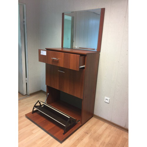 علب الأحذية مع مرآة