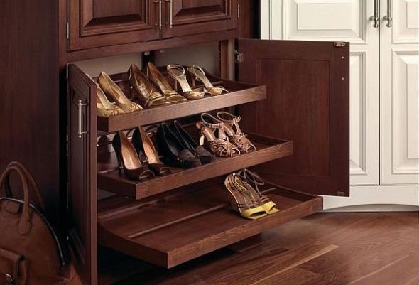 علب الأحذية الخشبية