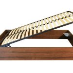 قاعدة مع الآلية