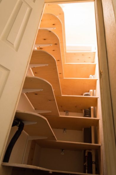 الرف يتصاعد