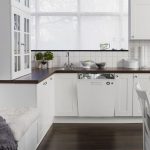 غسالة صحون في الداخل