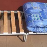 سرير قابلة للطي مع الشرائح