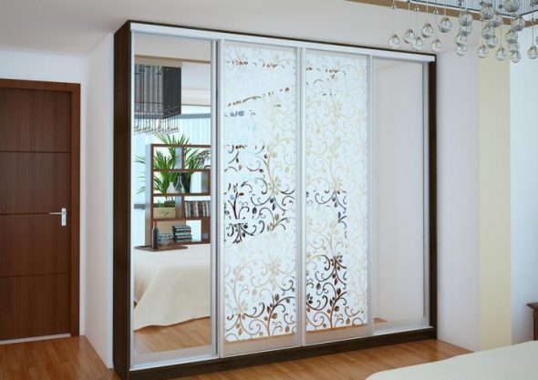 خزانة مع نمط الرملي