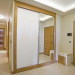 خزانة للملابس