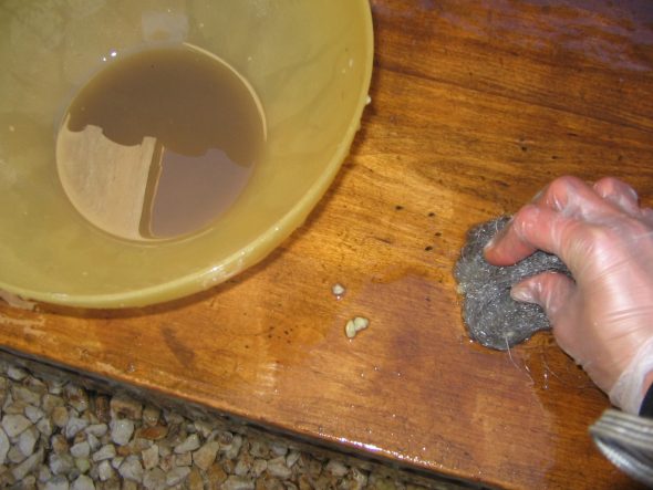 مزيل الطلاء