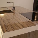 أعلى الجدول مغلفة