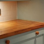 دافئ الجدول أعلى