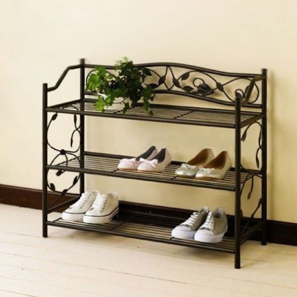 علب الأحذية المعدنية