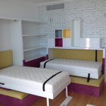 سرير المحولات في الحضانة