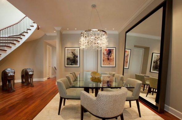 مرآة غرفة المعيشة