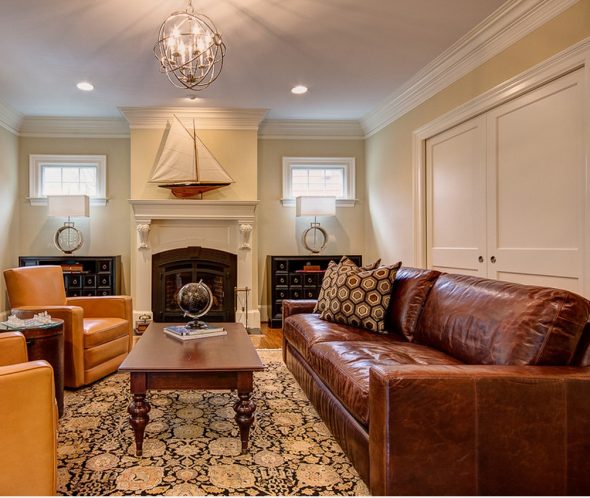 تنظيف الأريكة الداكنة