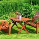 أثاث الحدائق الخشبية تفعل ذلك بنفسك