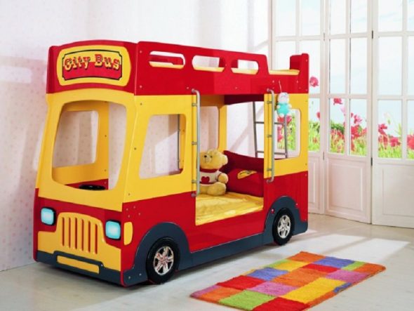 سرير بطابقين الحافلة إلى الحضانة