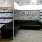 سرير بطابقين للبالغين على الطراز الحديث