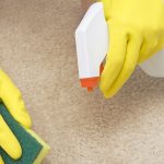 Loại bỏ mùi khó chịu từ chiếc ghế dài