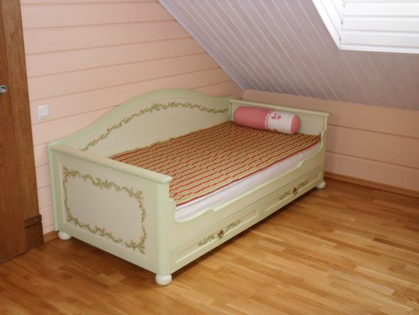 مجموعة أثاث في الحضانة