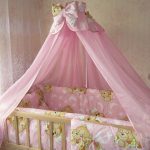 مظلة جميلة ومثبتة بشكل صحيح