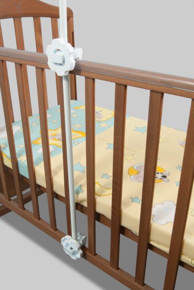 السحابة على المظلة على السرير