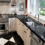 المطبخ مكافحة الأعلى المواد