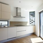 ماتي البلاستيك في المطبخ