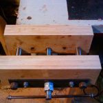 منضدة المعدات