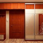 مدخل لممر ضيق