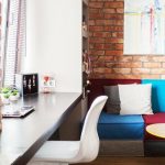 نافذة عتبة عريضة واسعة