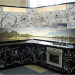 فيلم ذاتية اللصق على مجموعة المطبخ