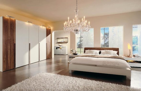 خزانة الملابس في غرفة النوم