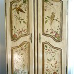 سواء decoupage أو اللوحة