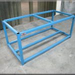 منضدة معدنية تفعل ذلك بنفسك