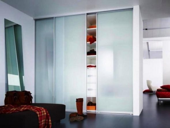 ملء الواجهة - زجاج أبيض