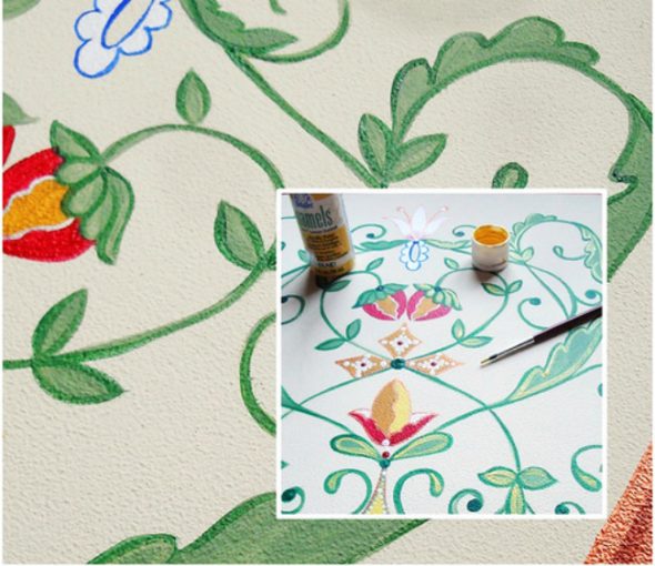 رسومات الاكريليك على الأثاث