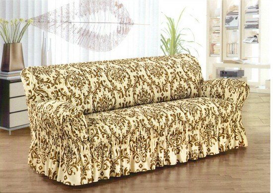 غطاء أريكة في غرفة المعيشة