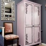 دكبج في الداخل من المضيفة