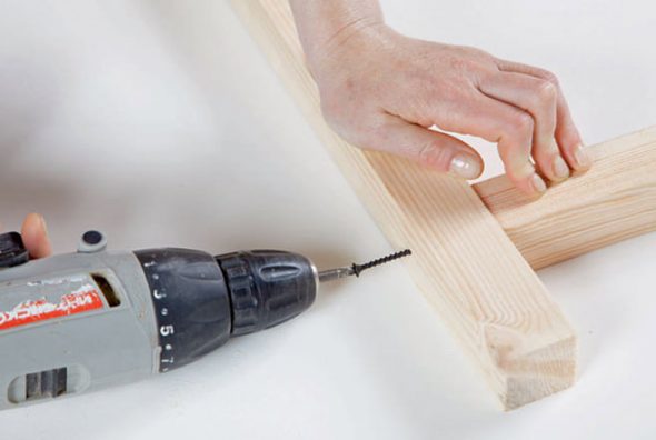 اصنع شاشة بيديك