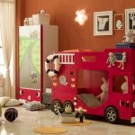 سرير بطابقين للأطفال